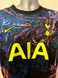 Image 4 of Tottenham Hotspur “DELE 20” 2021/22 Away Shirt + patches (XL)