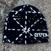 Image 1 of PINWHEEL BEANIE - WHITE
