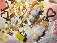 Image 2 of golden sweetheart keychains‧₊˚ pt. 1
