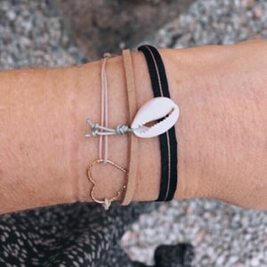 Image of Cauri Bracelet