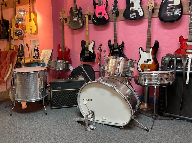 Vox Telstar Drum set with Hardware -Brand New !