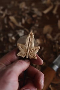 Image 3 of Silver Ivy Leaf Pendant 