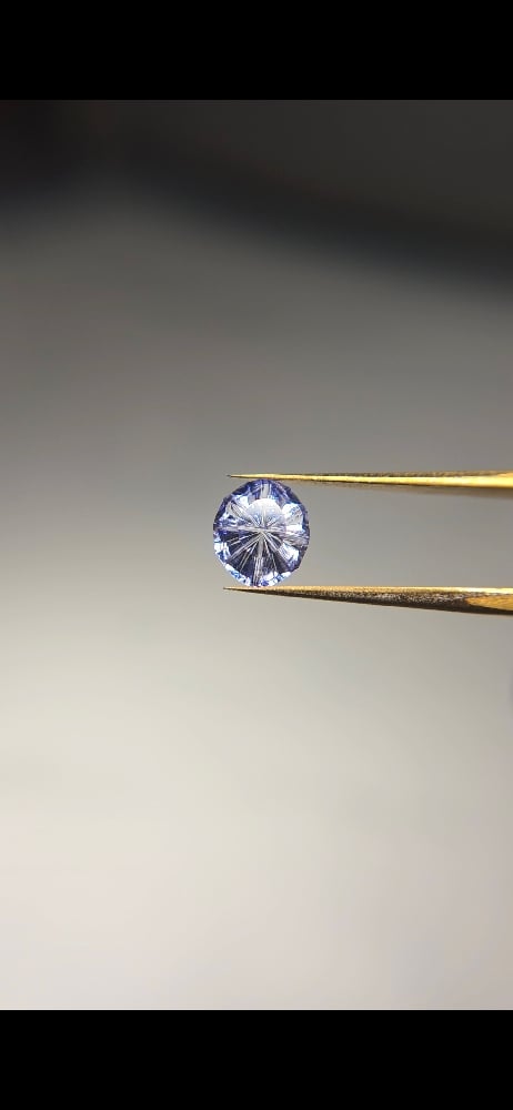 Image of Fantasy Oval Lab Sapphire 