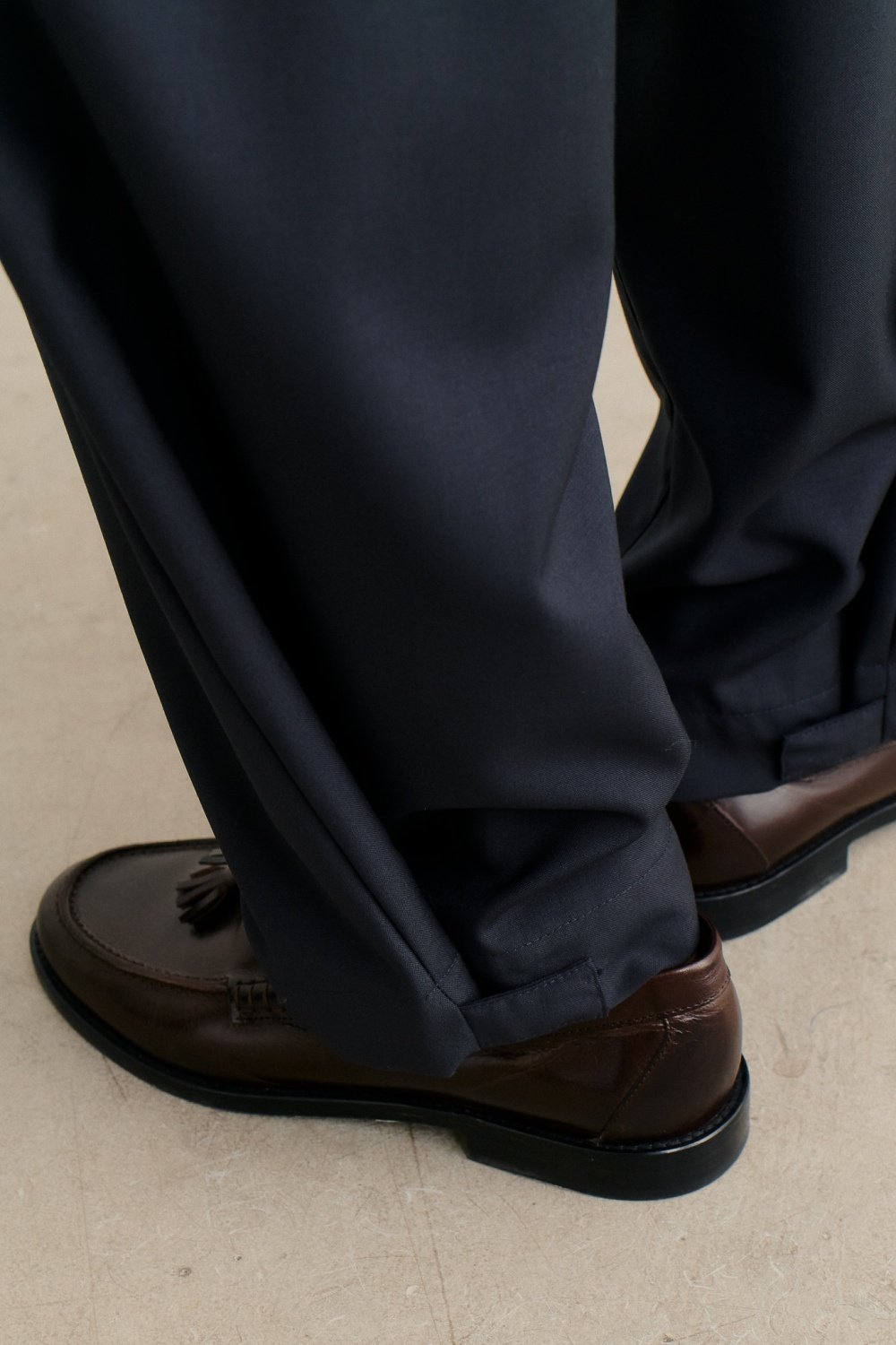 Image of A KIND OF GUISE FLEXIBLE WIDE TROUSERS