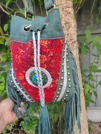 Image 5 of Evie Bag -dark green with red detail's