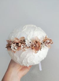 Image 1 of Mini halo Julia