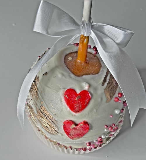 Image of La Vie En Rose Apples