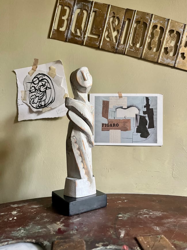 FEMALE ABSTRACT FIGURE SCULPTURE