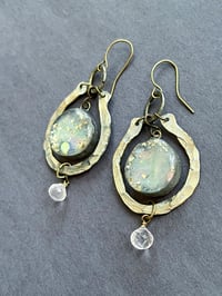 Image 3 of Resin opal chandeliers
