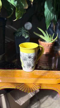Image 7 of Sunflower mug 06
