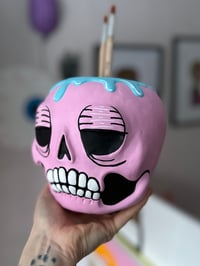Image 2 of Skull Vase BabyBlue 