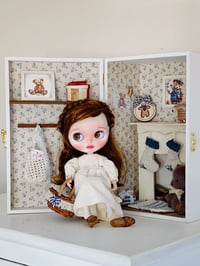 Image 1 of Casita armario blythe