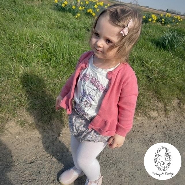 T-SHIRT: Egg Hunt Club
