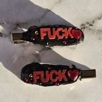 Image 10 of Cake Clips