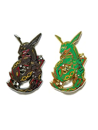 Image 2 of Shiny Rayquaza! PKMN Pin