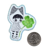 Image 2 of four leaf clover