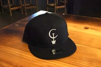 𝕸𝖔𝖔𝖓 𝕮𝖛𝖑𝖙 - New Era Snapback