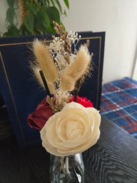 Image 4 of Ultra Lux Roped Roses Floral Reed Diffuser