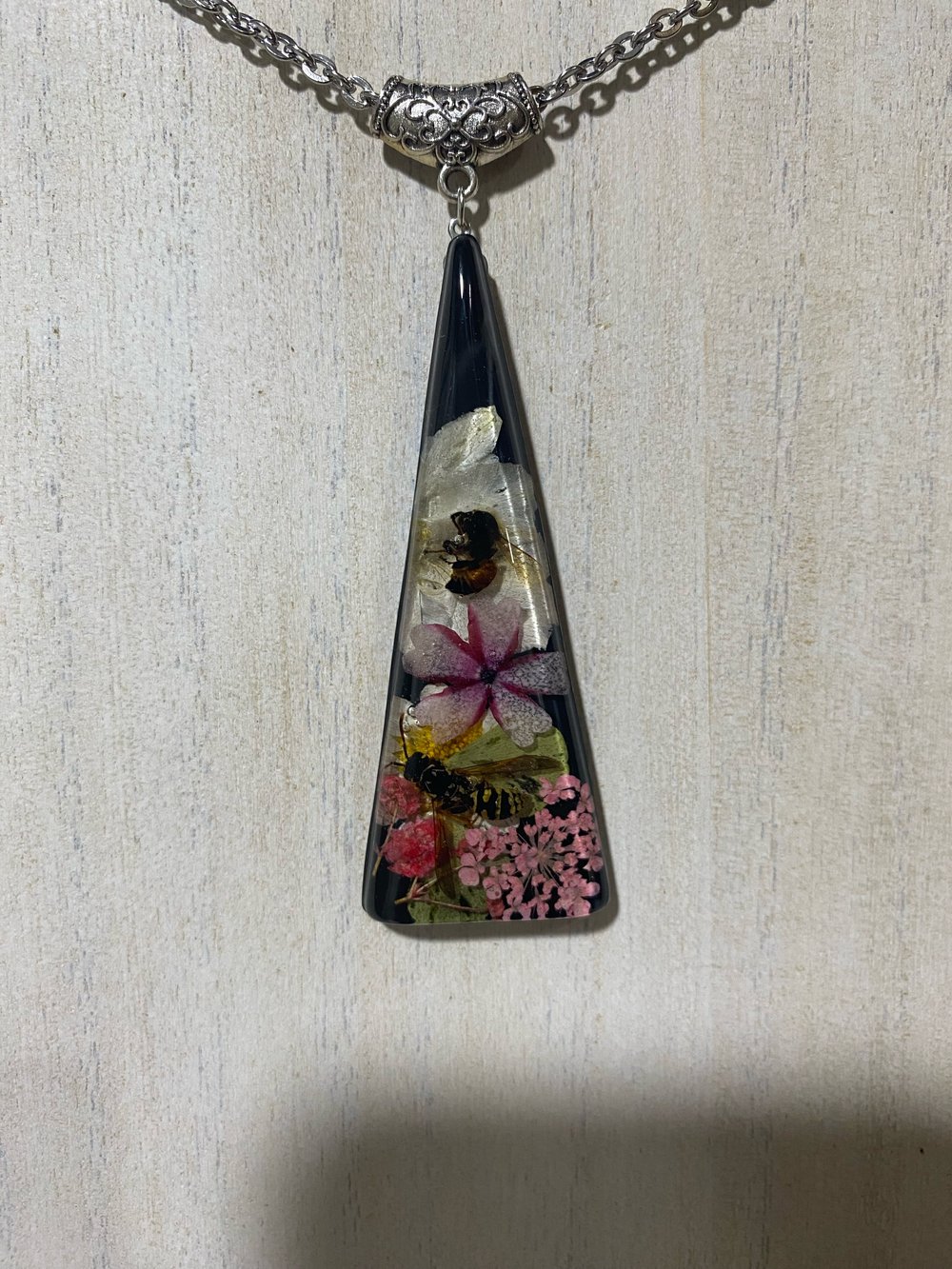 Floral bee and wasp pendant 