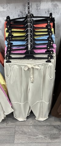 Image 4 of Johanna Joggers 