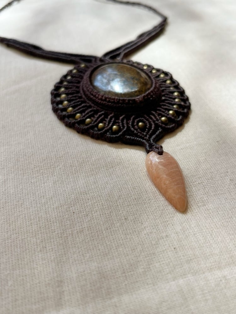 Image of Macrame necklace with bronzite and peach amazonite