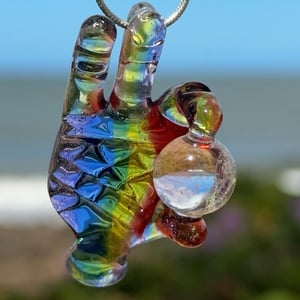 Image of Rainbow HoneyComb Pincher