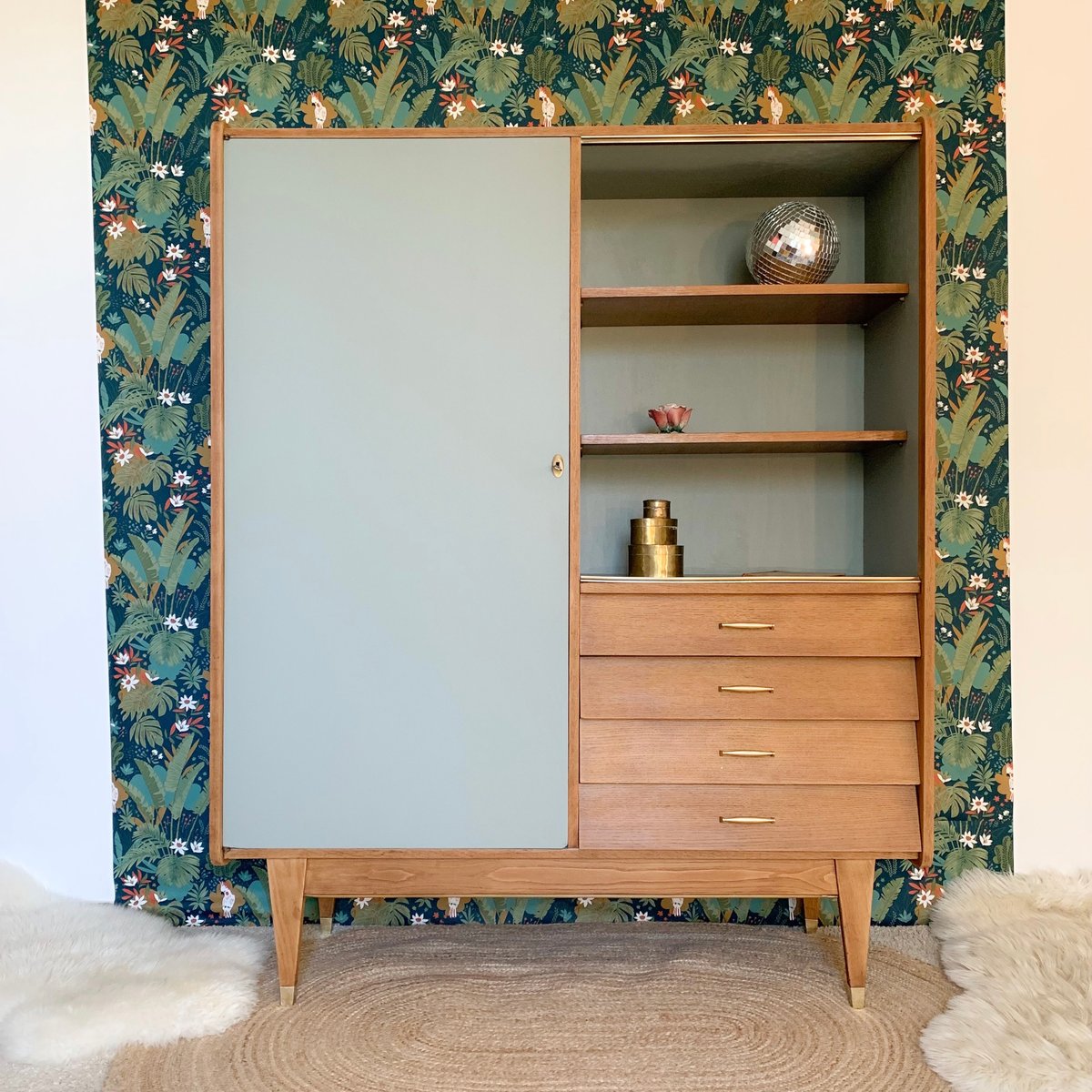 Image of VENDUE/SOLD OUT Armoire Wild
