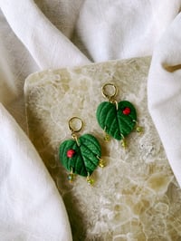 Image 3 of Ladybugs & Leaves