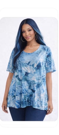 Image 4 of New XXL Bedazzeled Flare Sleeve Top #683*8