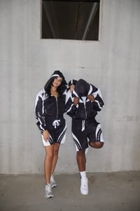 Image 2 of BE YOU BE DIFFERENT WINDBREAKER SET(BLACK)