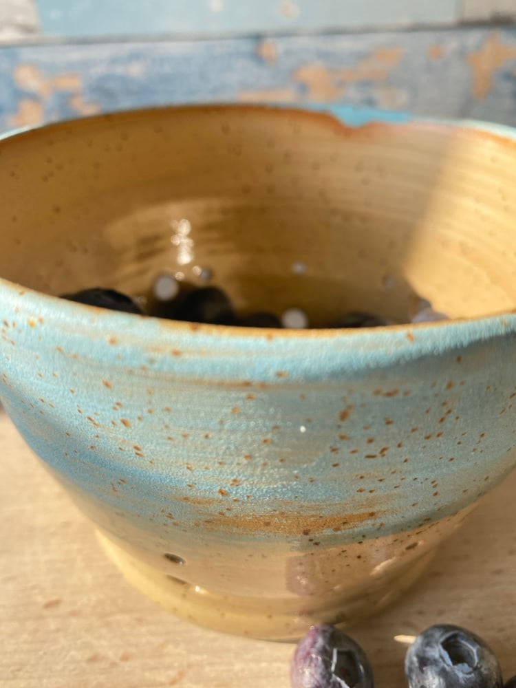 Blue berry bowl.