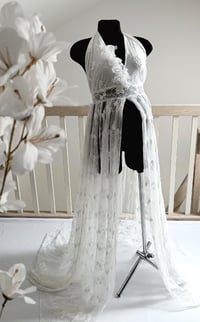 Image 1 of Photoshooting lace dress Vera | size S-M