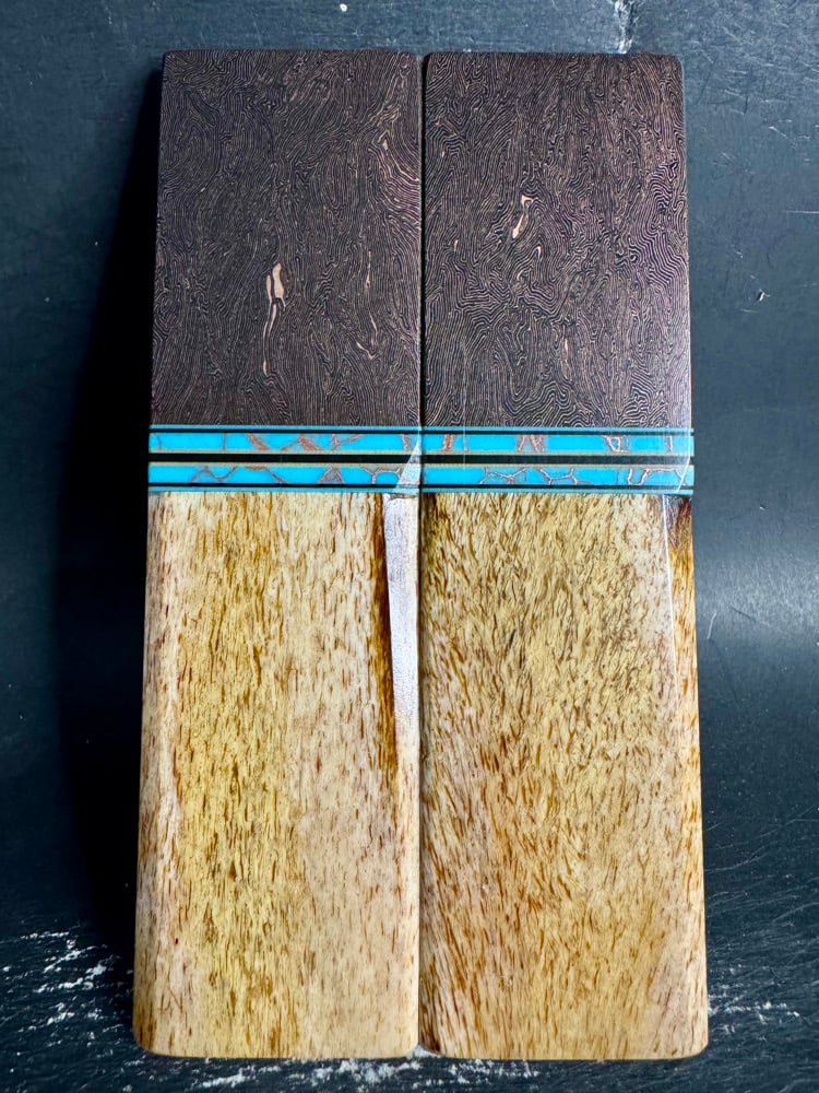 Image of Fat Carbon & Giraffe Bone Segmented Knife Scales