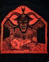 Image 2 of IT WATCHES OVER ME XL 