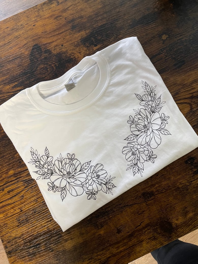 Image of Floral T-shirt (white)