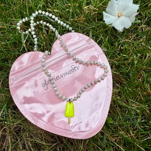 Image of COLLANA MICRO PERLE  E CIONDOLO