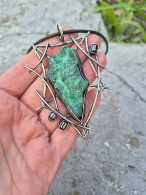 Malachite and hematite pendant 