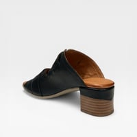 Image 4 of ROAMERS ZARA BLACK