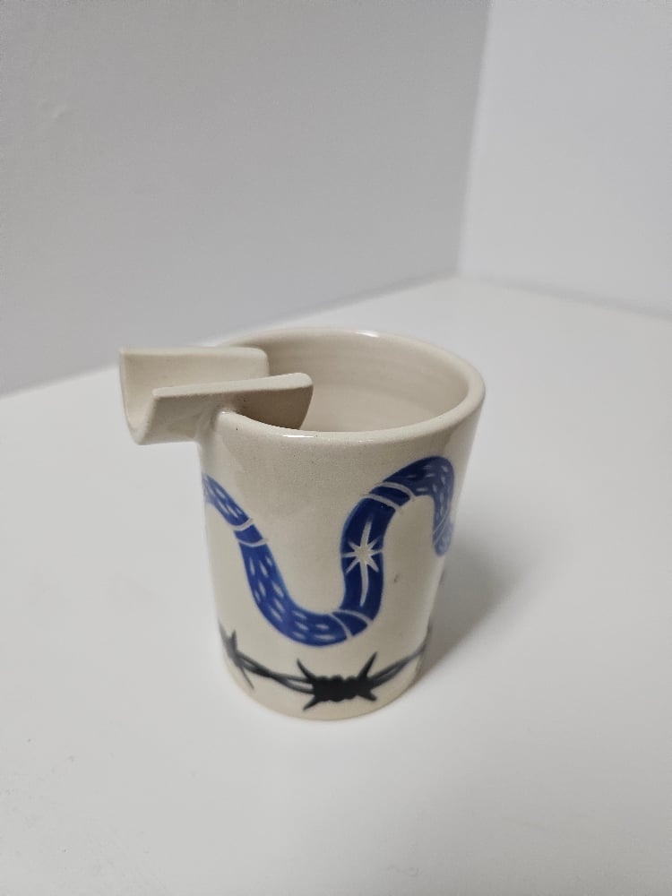 snake joint ashtray/paint cup (2)