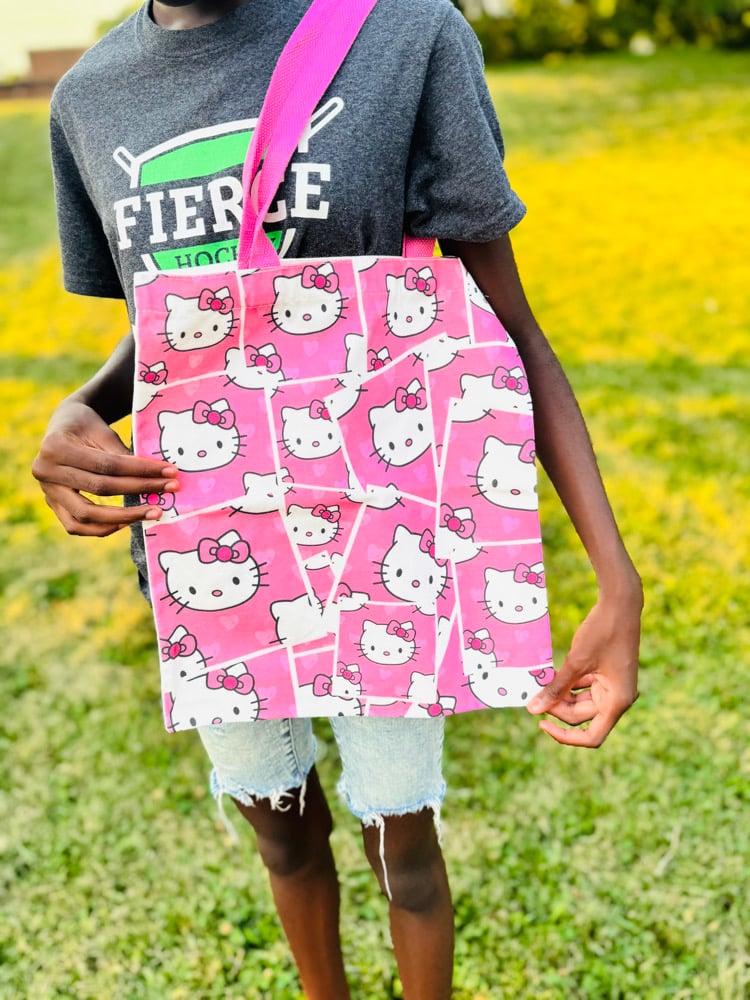 Image of Tote Bags (open space)