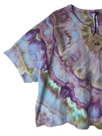 Image 4 of 3XL Crop Tee in Soft Warm Agate Ice Dye