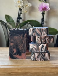 Image 1 of MIDNIGHT BLUSH Charcoal & Oats Soap / Jabón de Carbón y Avena