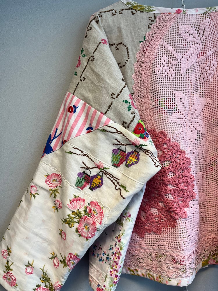 Image of Sunday puzzle jacket pink (xs-xl)