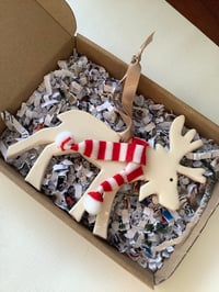 Image 2 of Moose ceramic decoration red/white