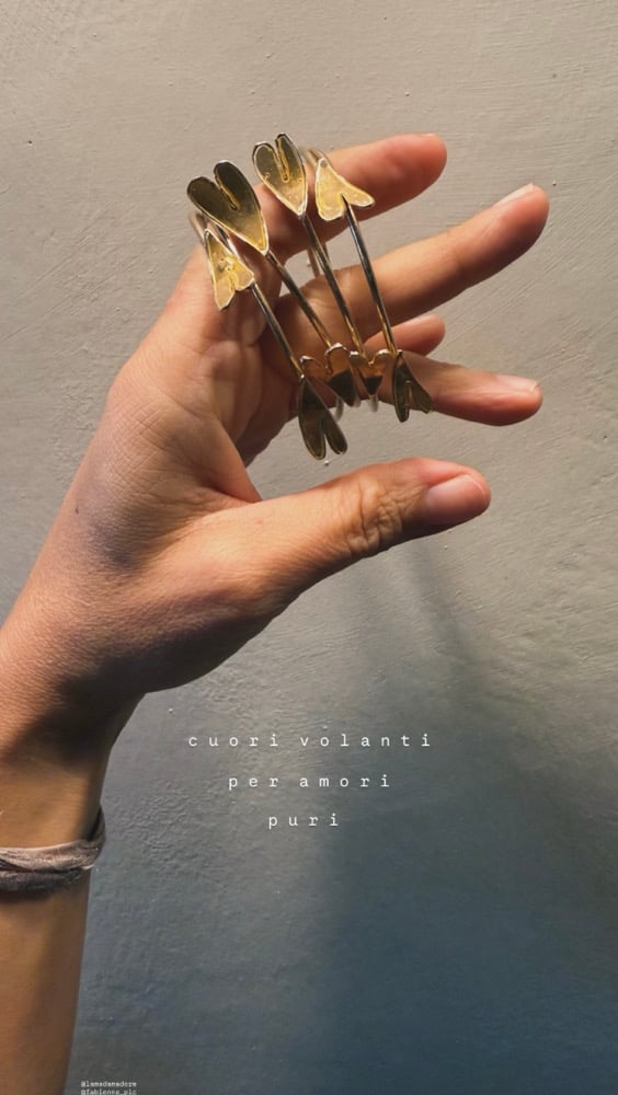 Image of Bangle cuori volanti