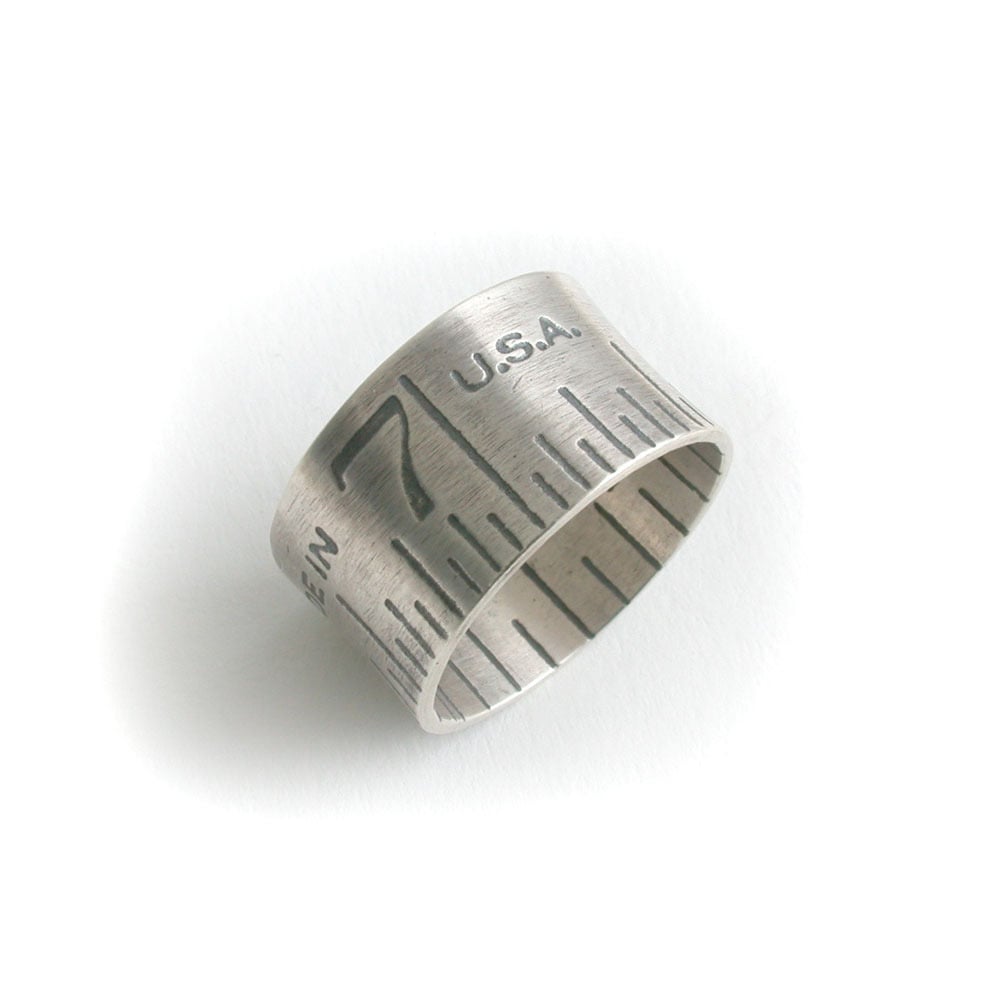 Image of wide ruler ring