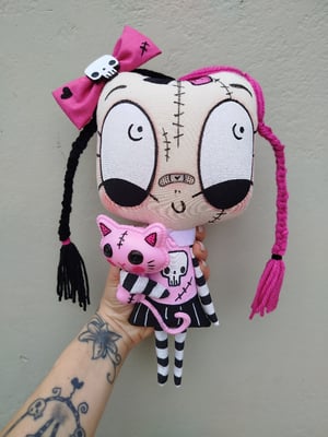 Sandy The Cute Girl!!