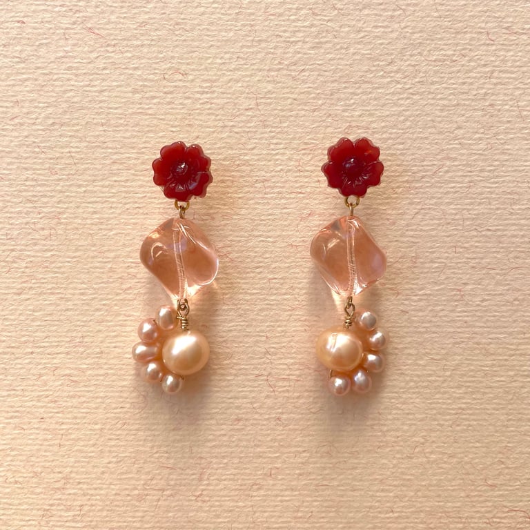 Penelope Pearl Stud Earrings
