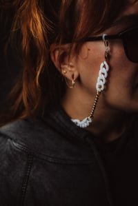 Image 2 of white and gold eyeglass chain