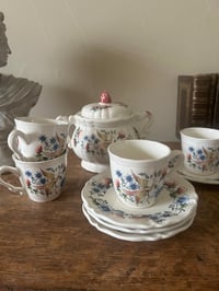 Image 8 of Service à café: 4 tasses et soucoupes, avec le sucrier. Faïence de Sarreguemines, 1970